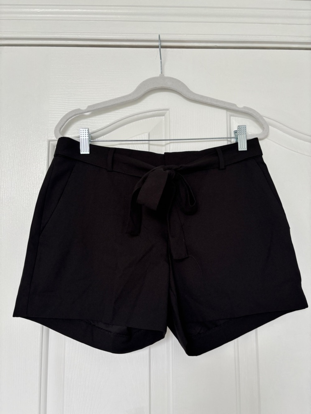 Banana Republic Black High-Waist Tie-Front Women’s Shorts
